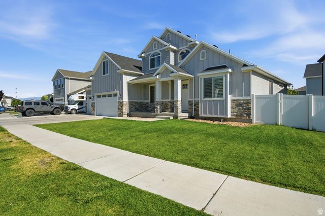 36 W SYRACUSE RD, Vineyard, UT 84059