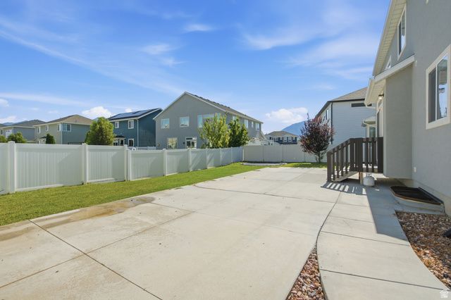 36 W SYRACUSE RD, Vineyard, UT 84059