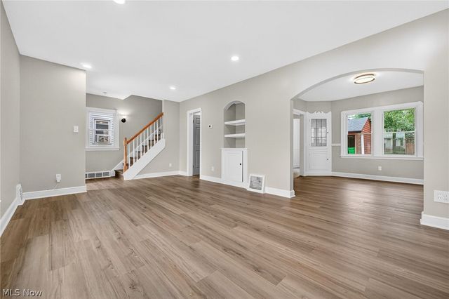 3802 Freemont Road, South Euclid, OH 44121