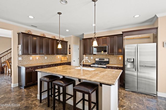 2000 Long Hollow Drive, Reno, NV 89521