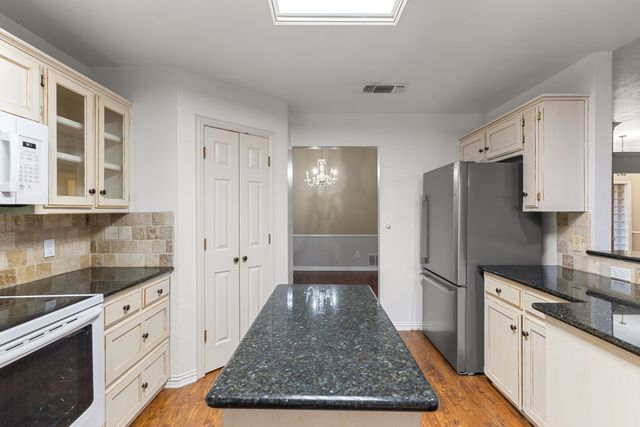 1418 Holley Creek Lane, Mansfield, TX 76063