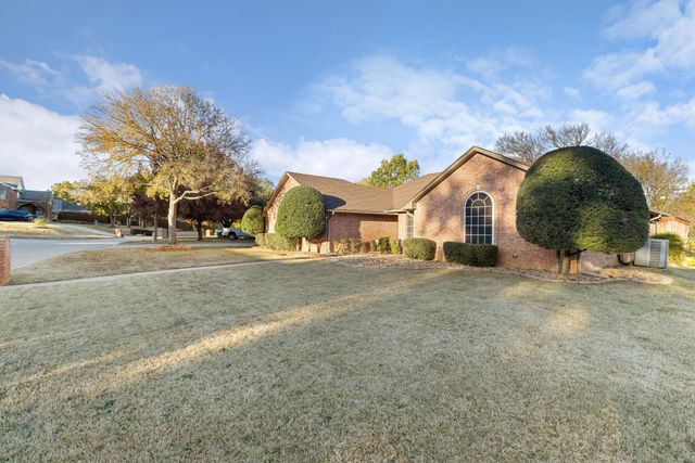 1418 Holley Creek Lane, Mansfield, TX 76063
