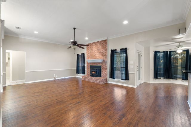 1418 Holley Creek Lane, Mansfield, TX 76063