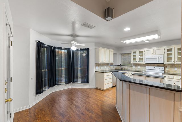 1418 Holley Creek Lane, Mansfield, TX 76063