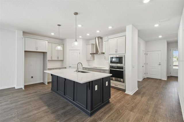 5944 BRISTLE OAK STREET, Mount Dora, FL 32757