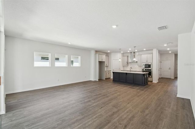 5944 BRISTLE OAK STREET, Mount Dora, FL 32757