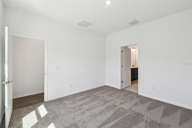 5944 BRISTLE OAK STREET, Mount Dora, FL 32757
