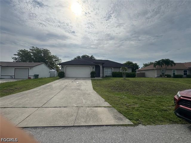 2227 SW 5th AVE, Cape Coral, FL 33991