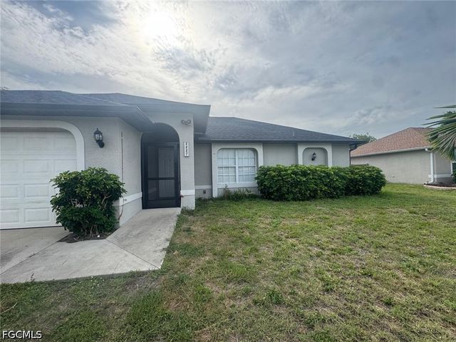 2227 SW 5th AVE, Cape Coral, FL 33991