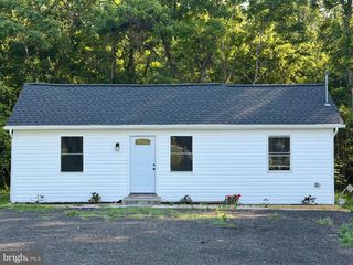 448 POOR JACK RD, Montross, VA 22520
