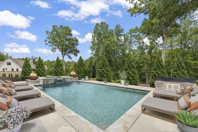298 Flat Creek Drive, Monroe, GA 30655