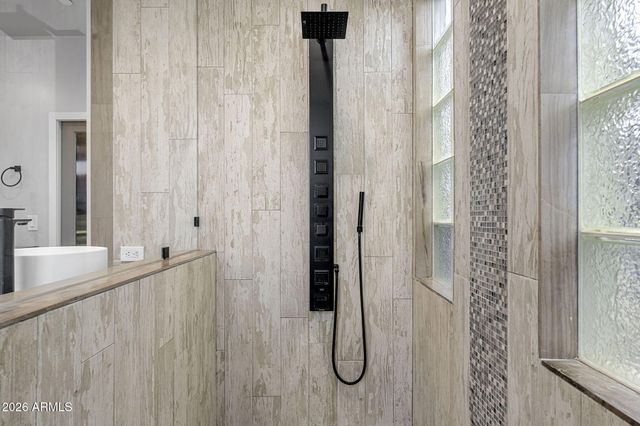 8614 E BERRIDGE Lane, Scottsdale, AZ 85250