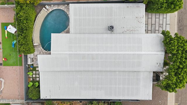 8614 E BERRIDGE Lane, Scottsdale, AZ 85250