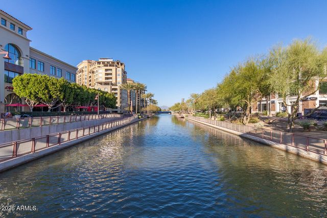 8614 E BERRIDGE Lane, Scottsdale, AZ 85250