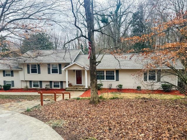 1515 Crestway Drive, Athens, TN 37303