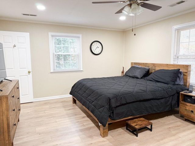 1515 Crestway Drive, Athens, TN 37303