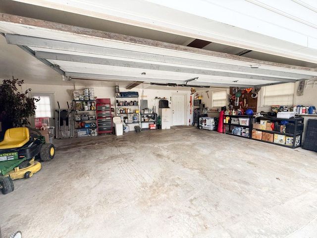 1515 Crestway Drive, Athens, TN 37303