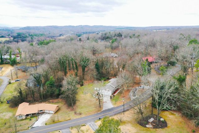 1515 Crestway Drive, Athens, TN 37303