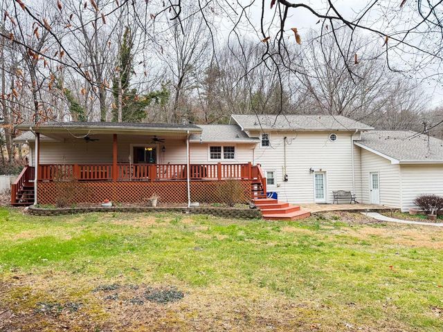 1515 Crestway Drive, Athens, TN 37303