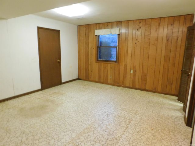 2100 W Ellsworth Road, Bloomington, IN 47404