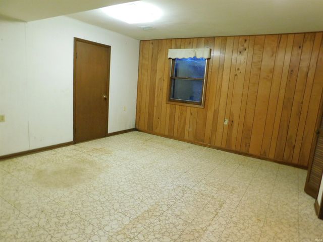 2100 W Ellsworth Road, Bloomington, IN 47404