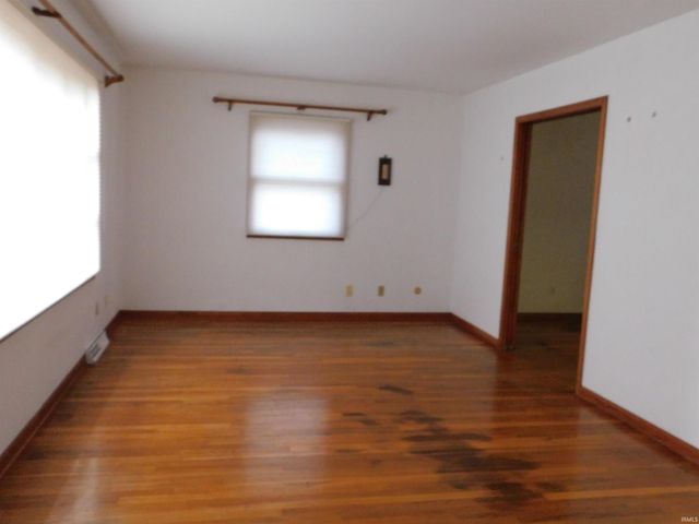 2100 W Ellsworth Road, Bloomington, IN 47404