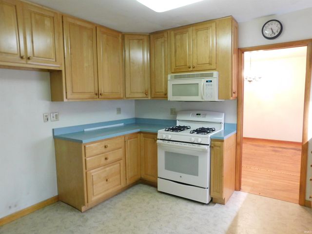 2100 W Ellsworth Road, Bloomington, IN 47404