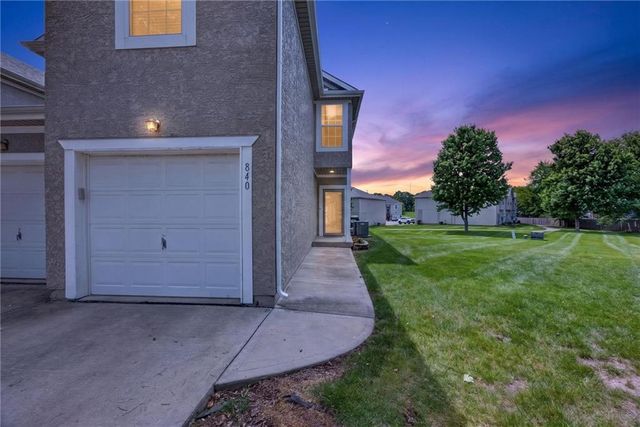 840 S Woodson Court, Gardner, KS 66030