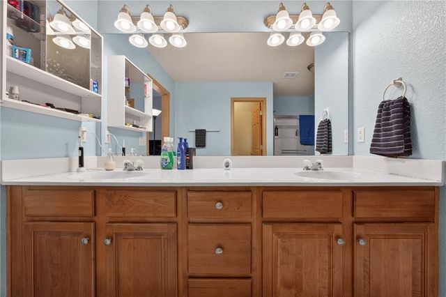 840 S Woodson Court, Gardner, KS 66030