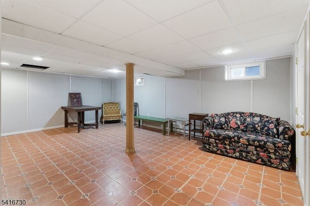 597 Penn Ave, Teaneck Twp., NJ 07666