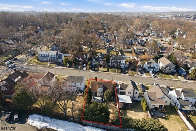 597 Penn Ave, Teaneck Twp., NJ 07666