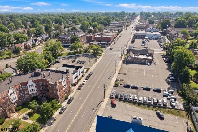 597 Penn Ave, Teaneck Twp., NJ 07666