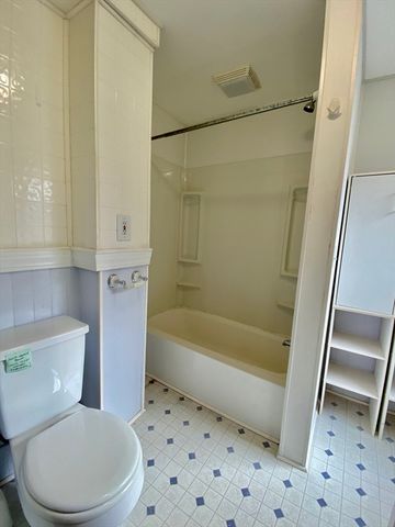 20 Webster Ave 2, Somerville, MA 02145