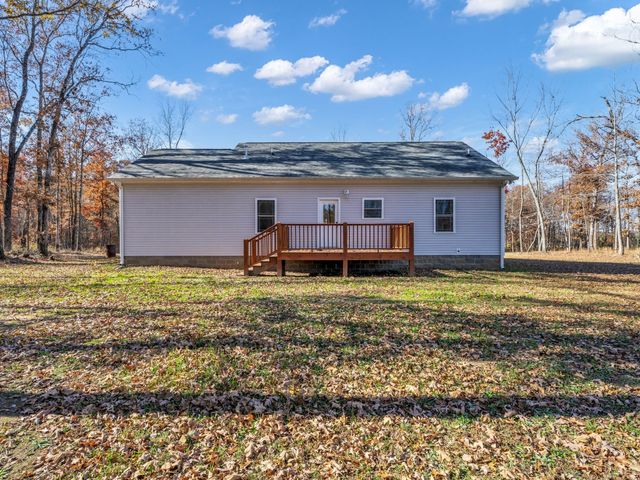 371 McElhiney Rd, Dickson, TN 37055