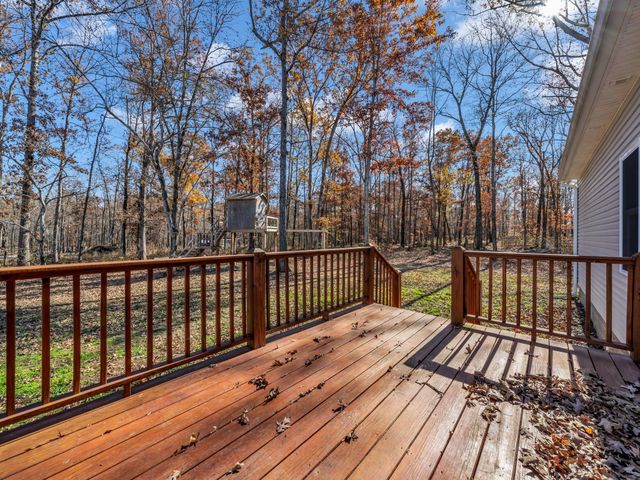 371 McElhiney Rd, Dickson, TN 37055