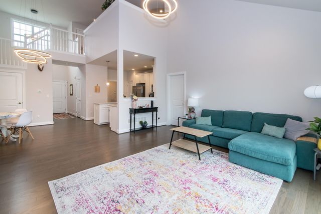 2544 Oxford Circle, Ann Arbor, MI 48103