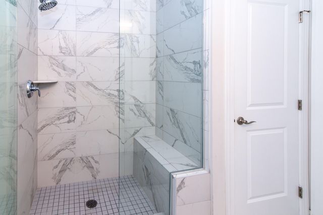 2544 Oxford Circle, Ann Arbor, MI 48103