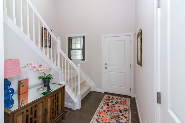 2544 Oxford Circle, Ann Arbor, MI 48103