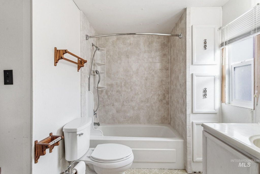 7015 W Royal Glen Lane, Boise, ID 83714 photo 27