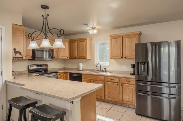 2375 LINDSBORG DRIVE, North Pole, AK 99705