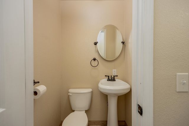 2375 LINDSBORG DRIVE, North Pole, AK 99705