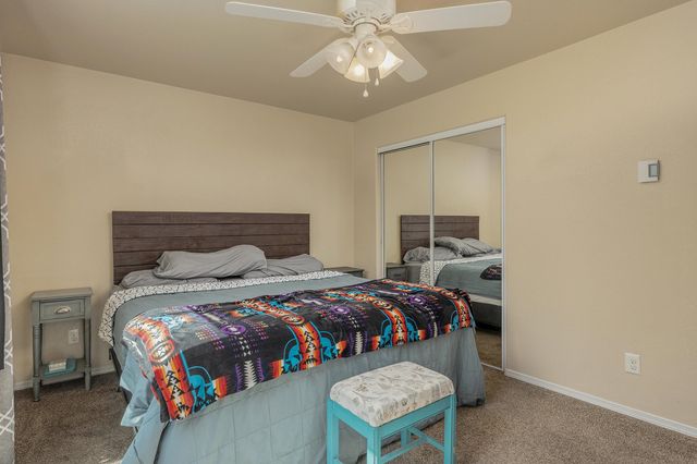 2375 LINDSBORG DRIVE, North Pole, AK 99705