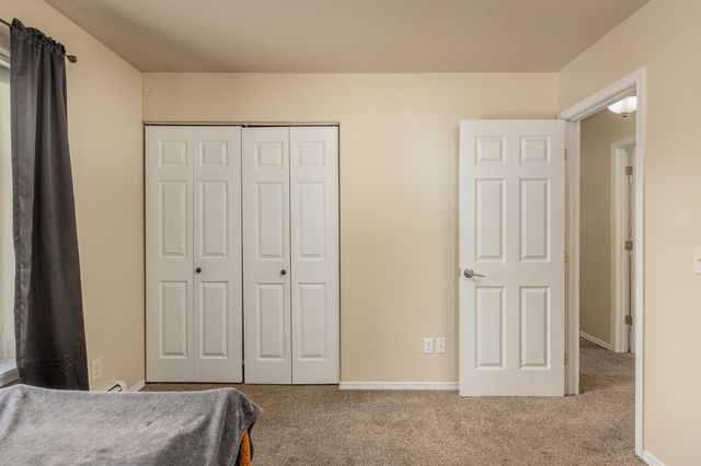2375 LINDSBORG DRIVE, North Pole, AK 99705