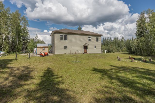 2375 LINDSBORG DRIVE, North Pole, AK 99705