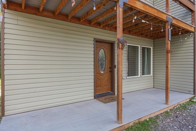 2375 LINDSBORG DRIVE, North Pole, AK 99705