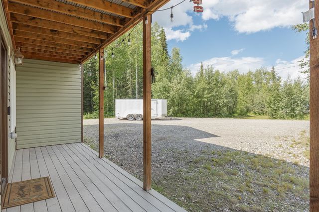2375 LINDSBORG DRIVE, North Pole, AK 99705