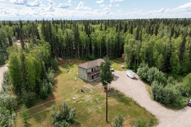 2375 LINDSBORG DRIVE, North Pole, AK 99705