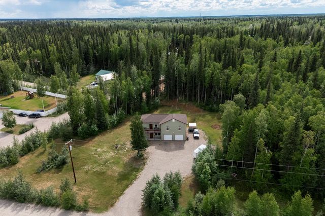 2375 LINDSBORG DRIVE, North Pole, AK 99705
