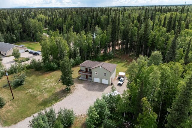 2375 LINDSBORG DRIVE, North Pole, AK 99705