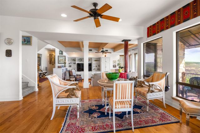 640 Casey LN, Wimberley, TX 78676